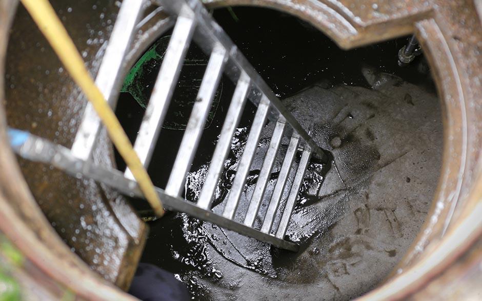 déboucher une canalisation wc Épinay-sur-Seine